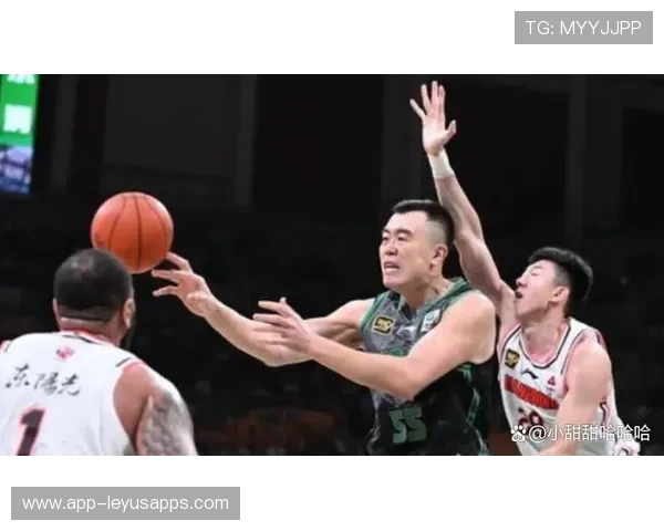 球员在CBA比赛中以稳定发挥被认为是球队中流砥柱，cba在役球员