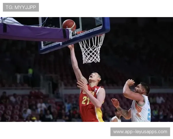 热火单节53分炸裂开局！三分雨席卷黄蜂，残阵打出历史级进攻，热火单节4分