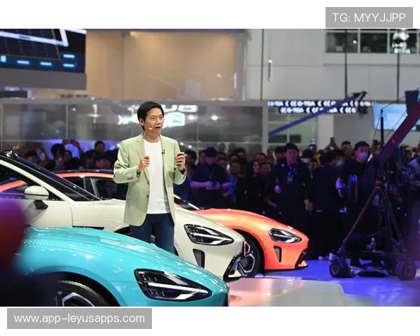 雷军亲述：押上10年家底，玄戒芯片和造车的蜕变之路，科普一下雷军